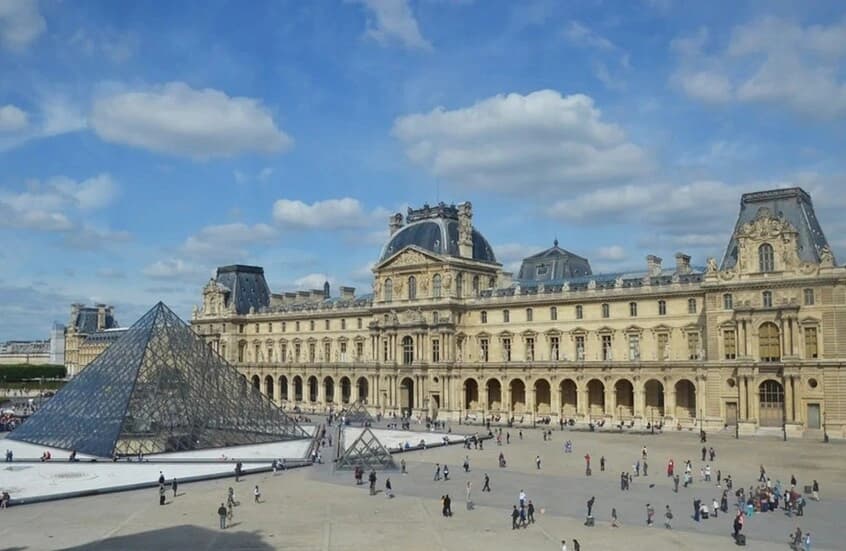 اعتراف صادم يورط شخصية رياضية شهيرة في سرقة اللوفر .. صورة