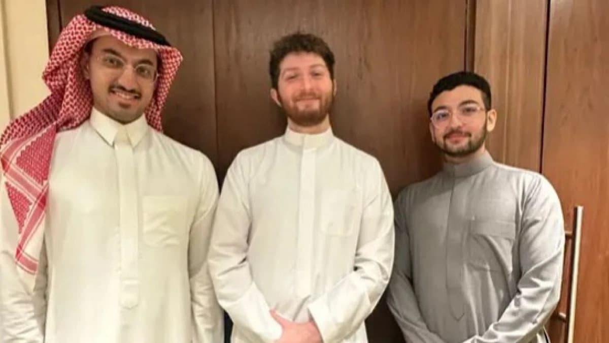 WhatsApp Image 2025-11-10 at 8.38.21 PM.jpeg