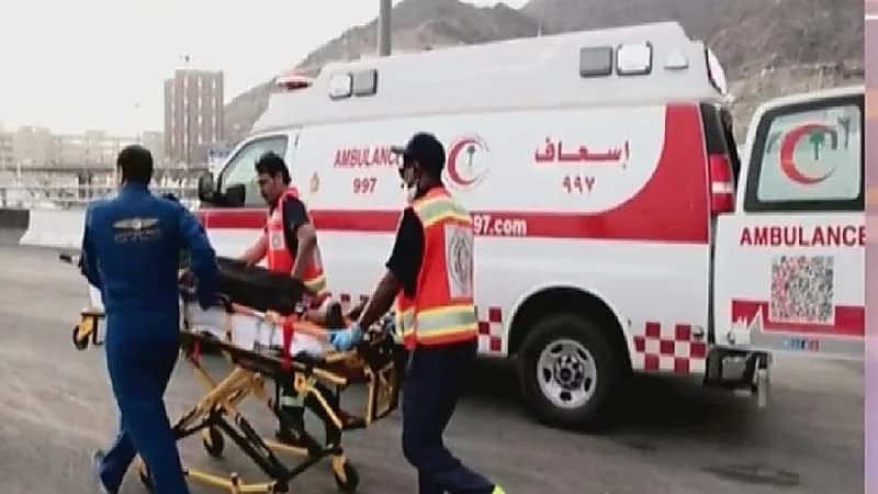 شاهد .. وفاة طفلة بعد 10 ساعات من فراق والدها