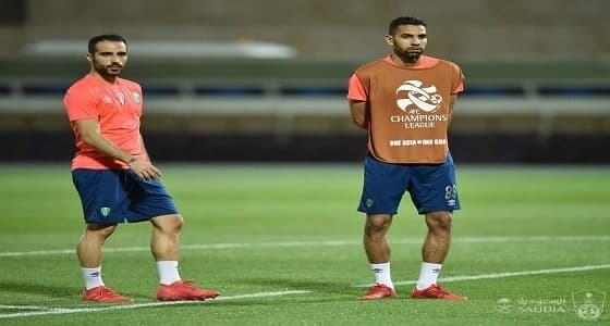 بالصور.. الأهلي ينهي تحضيراته للقاء تراكتور الإيراني