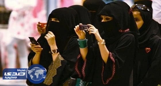 كاتبة: المجتمع في حاجة لحذف بعض القيود لتصبح القوانين مرنة وملزمة