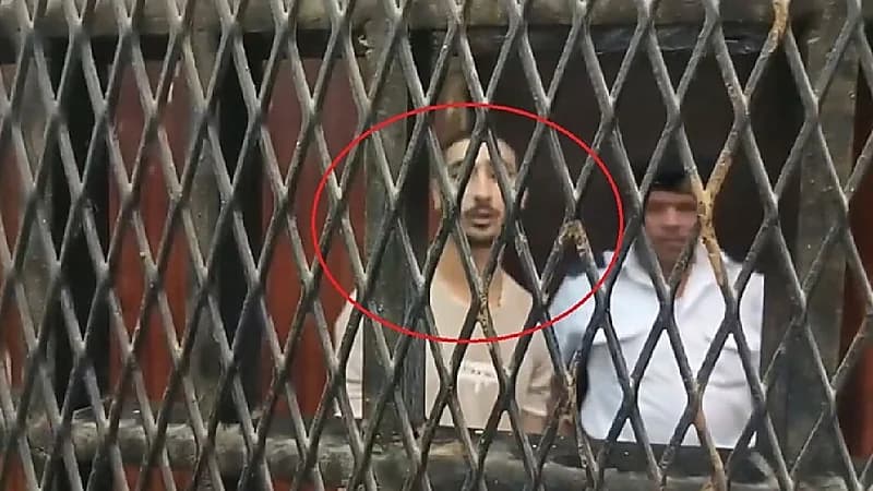 بالفيديو .. محاكمة مجرم ذبح ابنة خاله بعد فشله في اغتصابها