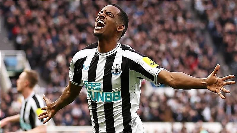 نيوكاسل يُغضب إيزاك
