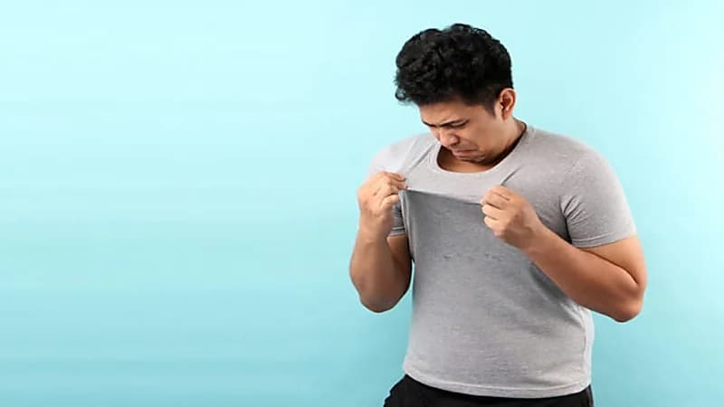 أمراض خطيرة تشير إليها رائحة الجسم الكريهة