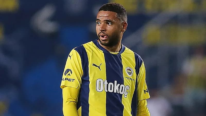 مدرب فنربخشة يحدد شرط التخلي عن النصيري