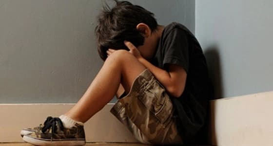 شيخ يعتدي جنسيا على طفل خلال جلسة لتحفيظ القرآن