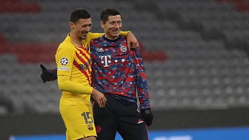 جماهير برشلونة تفتح النار على "كليمنيت" بسبب ابتسامة