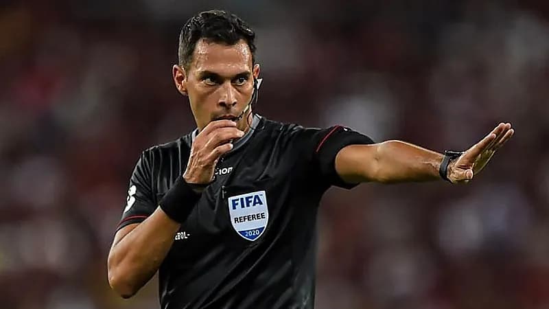 فاكوندو تيشو حكمًا لمباراة المغرب والبرتغال في كأس العالم