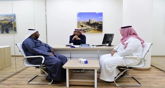 بالصور.. أمانة الرياض تفتتح ثاني مراكز " خدمة الضيف " بمقرها الرئيسي