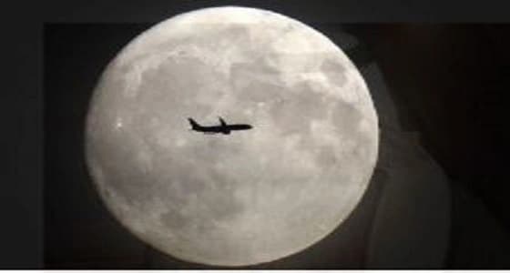 انتظار وقوع  ظاهرة الاقتران القمري مساء الأحد