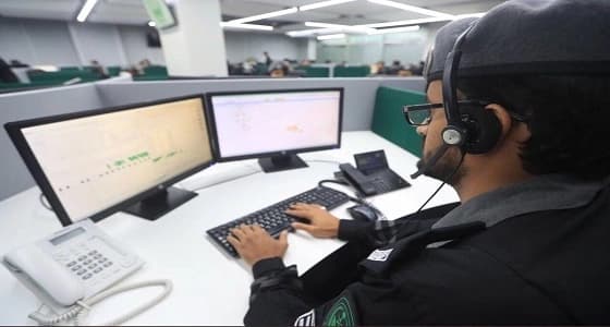 توفير حماية أمنية لشخص ينقل ممتلكات ثمينة بمكة