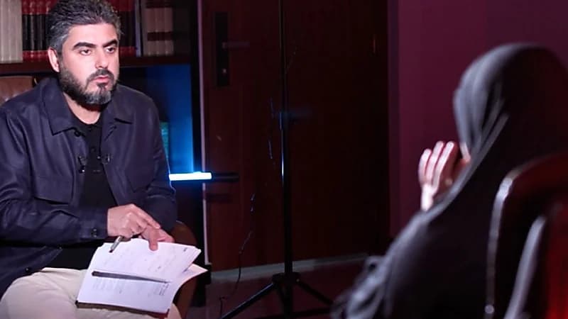 ابنه زعيم داعش الأسبق: والدي أجبرني على الزواج من مرافقه بعمر الـ12