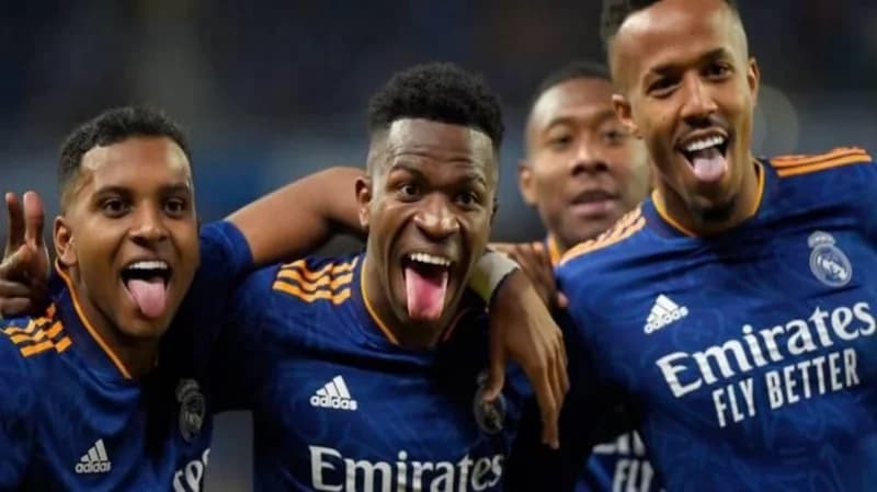 الثلاثي البرازيلي بريال مدريد يتعرضون للتنمر