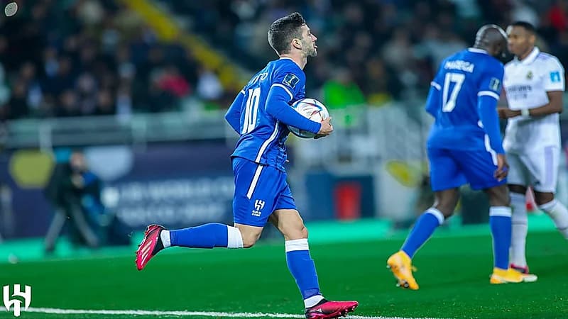 بالفيديو .. الهلال وصيفًا لبطل العالم