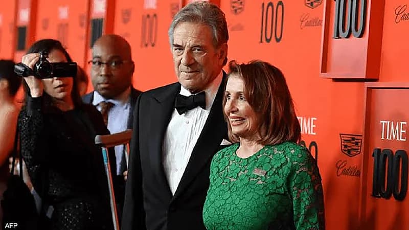 بالصور .. أول ظهور لزوج نانسي بيلوسي بعد تهشيم رأسه بمطرقة