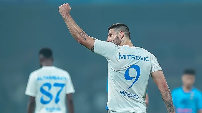 صحيفة صربية: ميتروفيتش المذهل ينتصر في آسيا