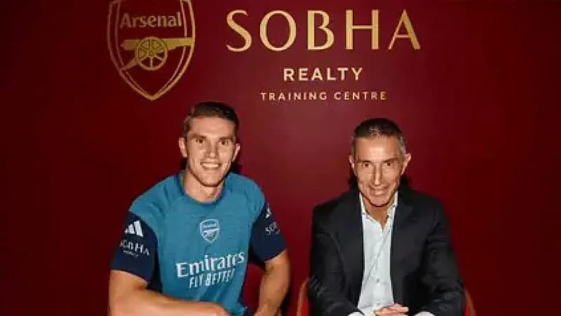 آرسنال يتعاقد مع المهاجم جيوكيريس