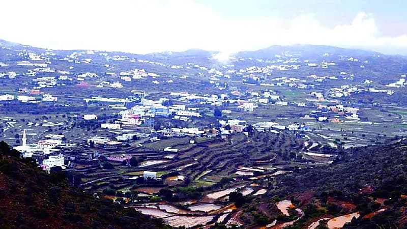 السيول تنهي حياة طفل في وادي الشعراء بالباحة