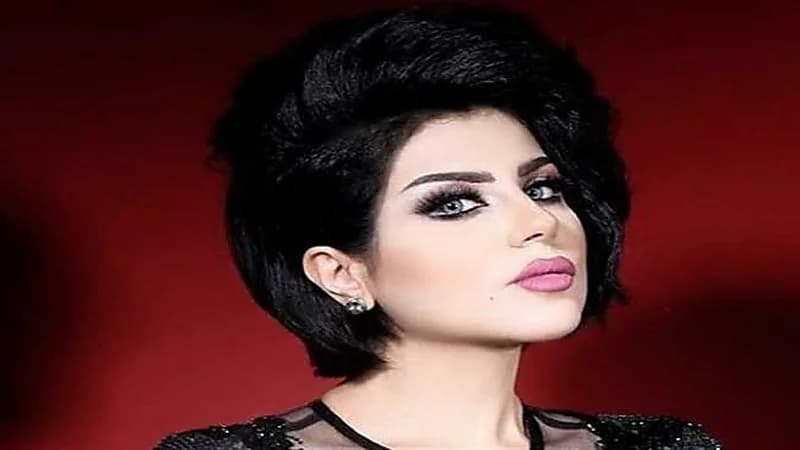 "حظن كلن يتمناه".. شاب يضع طفل في حظن حليمه بولند