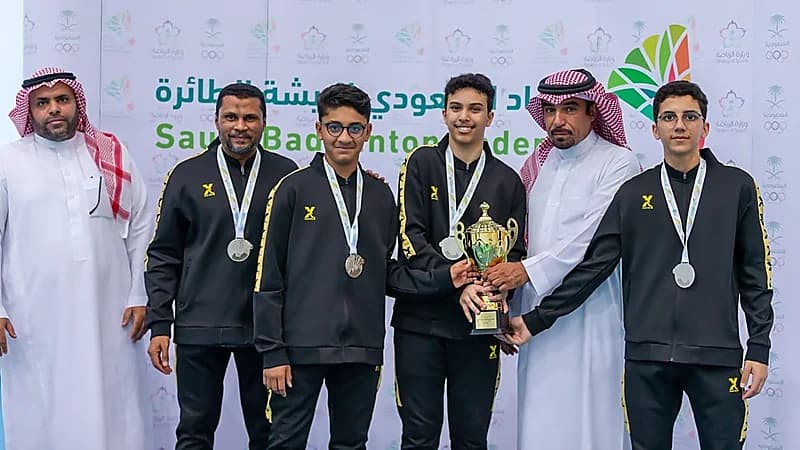 نادي عكاظ يحصد ذهبية دوري الأولى للريشة للناشئين