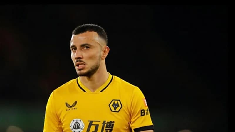 وولفرهامبتون يودع مدافعه المغربي سايس بكلمات مؤثرة