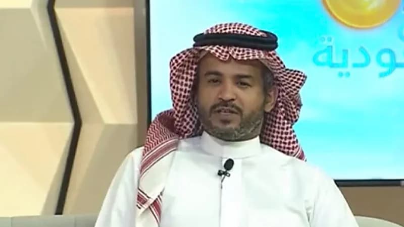 "استشاري" يوضح حقيقة عمليات تغيير لون العين وحقنها بالإبر لتقوية النظر (فيديو)