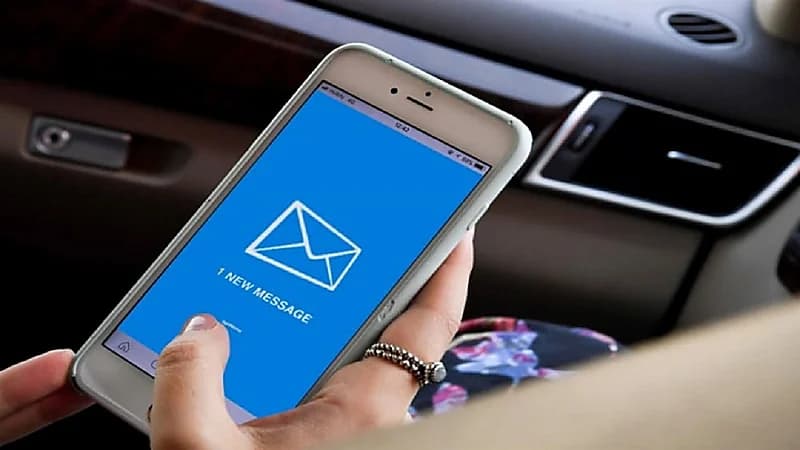 مستشار أسري: أخطر الحوارات الزوجية هى التي تتم عبر الرسائل النصية