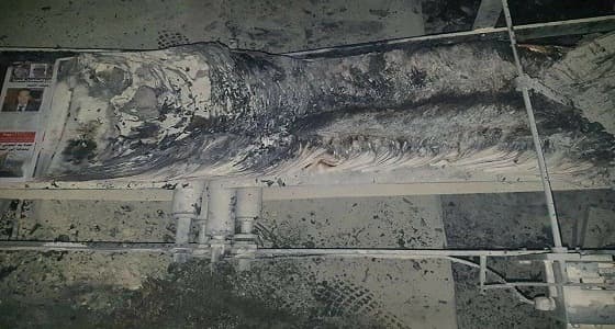 بالفيديو والصور.. مسلحون يشعلون النيران بمؤسسة صحفية في عدن