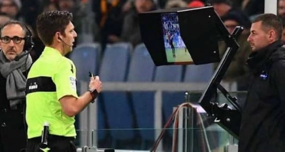 لأول مرة..الملاعب الإنجليزية تستخدم التحكيم بالفيديو