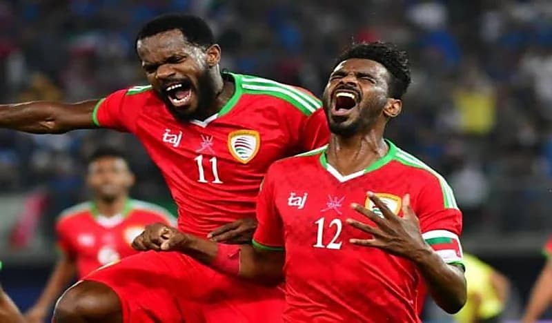 المنتخب العماني يتعرض لمأزق قبل مواجهة الأخضر