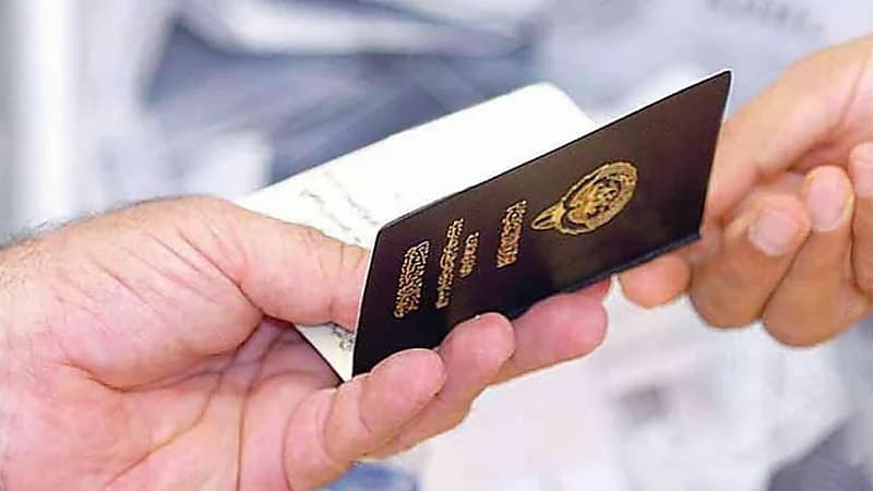 سحب الجنسية الكويتية من ممثل شهير وأبناءه ووالده