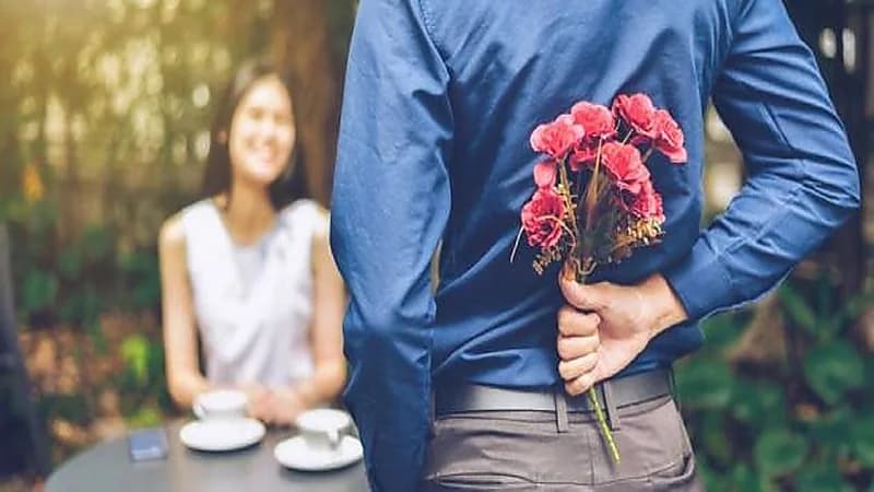 "التسامح والقراءة" صفات يحبها الرجل في المرأة القوية