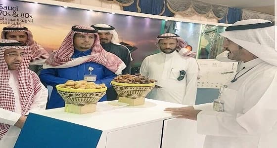 مساعد " الشؤون البلدية " يزور جناح " القصيم " بالجنادرية 32