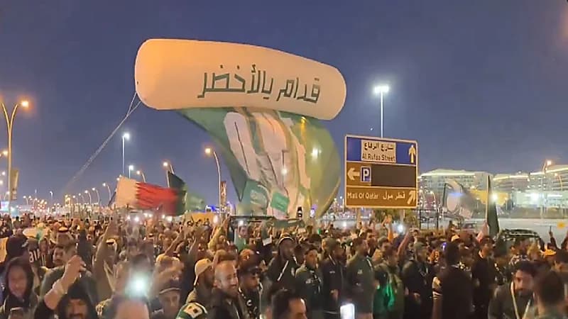 مسيرة جماهير الأخضر قبل مواجهة قيرغيزستان .. فيديو