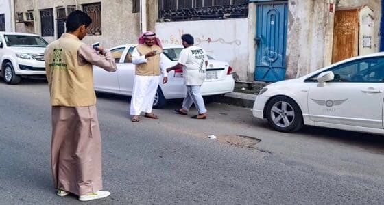 كاميرا طلاب " جامعة الملك عبد العزيز " ترصد مخالفات الحي