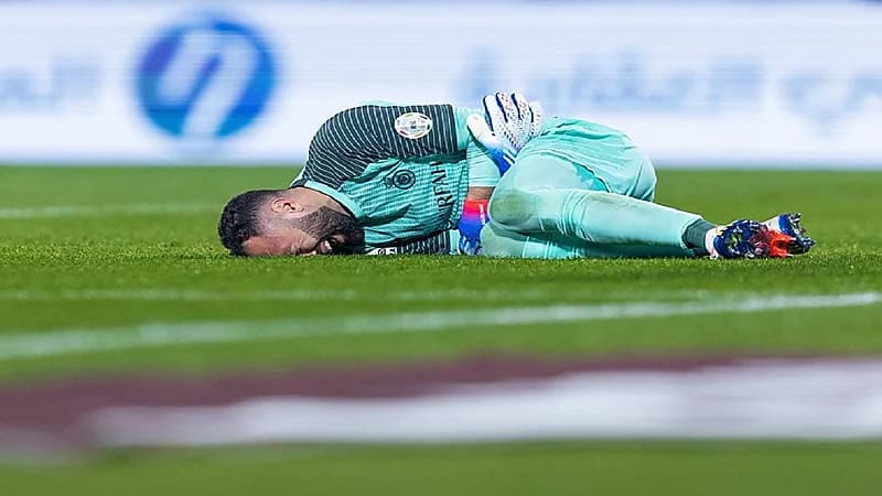 التشخيص المبدئي لإصابة أوسبينا "خلع في الكتف"