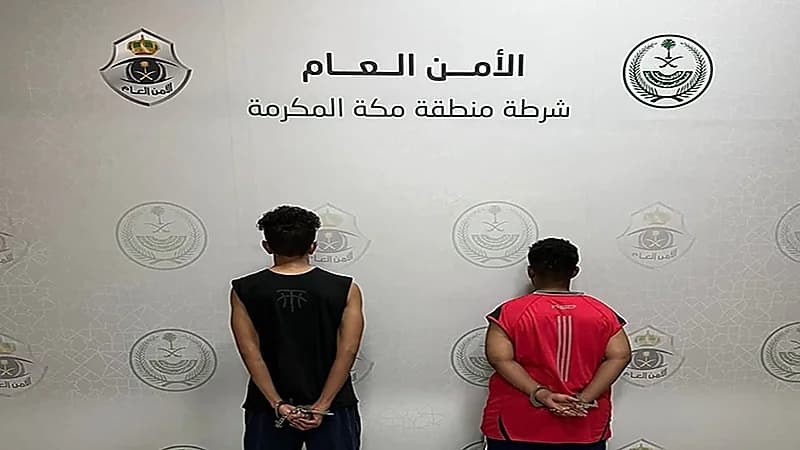 القبض على مواطنين لسلبهما محل تجاري ومنزل بجدة