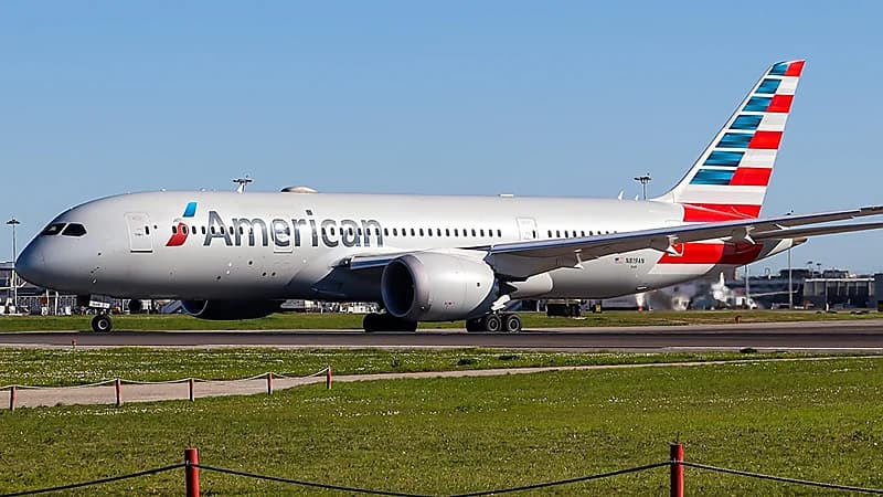 أعطال متكررة تجبر طائرة أمريكية على الهبوط الاضطراري خمس مرات