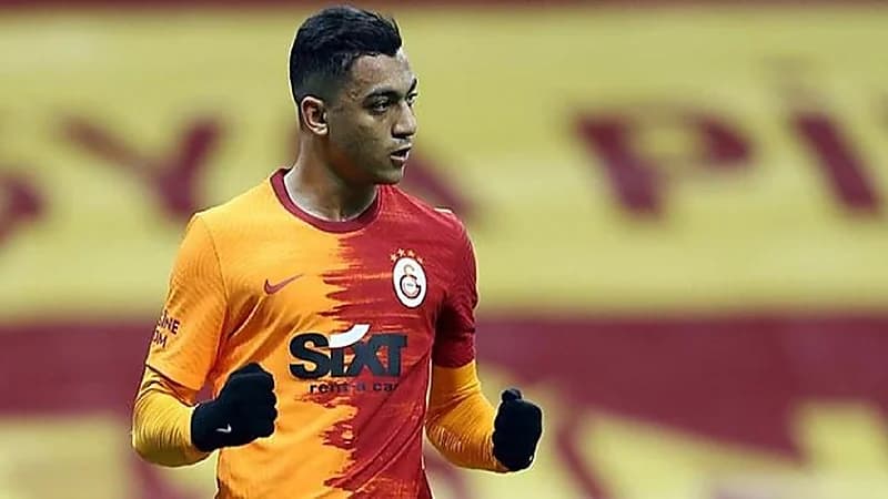 لاعب الزمالك السابق يتورط مع فتاة تركية بعد انضمامه لغلطة سراي