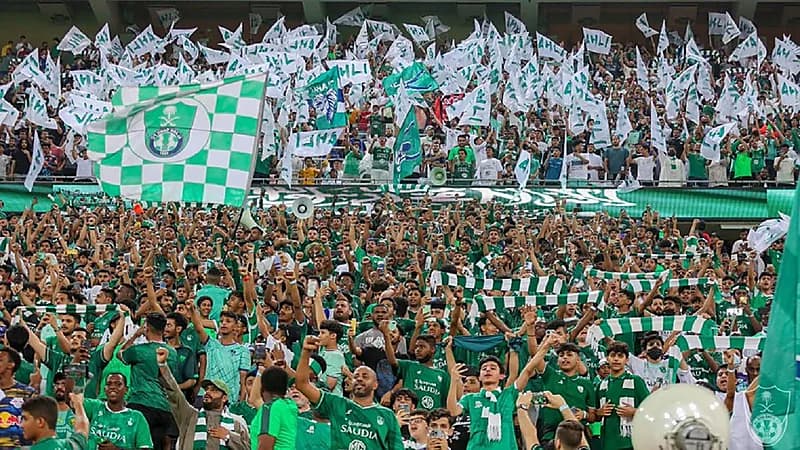 الأهلي يفتح مدرجاته لحضور تدريبات اليوم