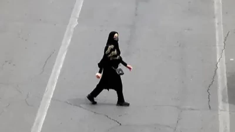 طهران تخطط لتكنولوجيا متطورة لرقابة النساء في الحافلات