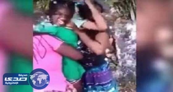 بالفيديو..لحظة إخراج " مسَ شيطاني " من جسد فتاة!