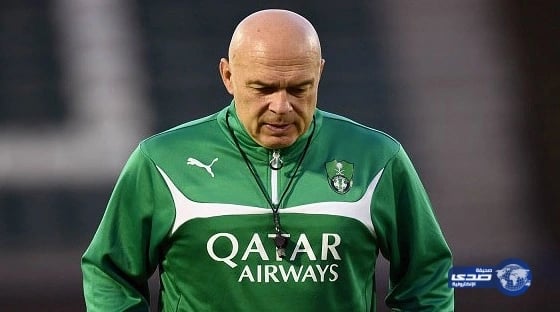 وكيل غالب يُدافع عنه !