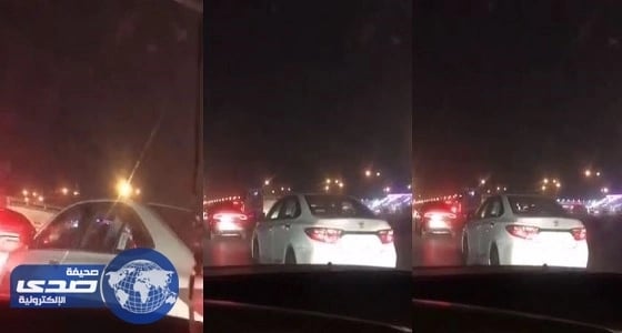 بالفيديو.. أول امرأة تقود سيارة بعد الأمر الملكي