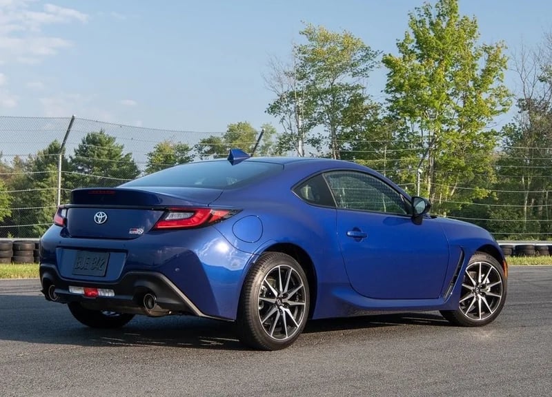 شاهد.. الضمان الصحي: المبالغة في صرف الأدوية دون حاجة إليها تعد "إساءة استخدام"