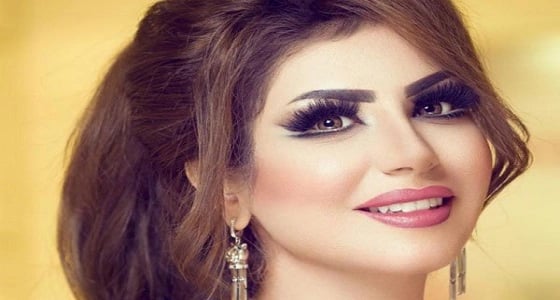 بالفيديو.. حليمة بولند تثير ضجة بارتدائها زي المنتخب القطري