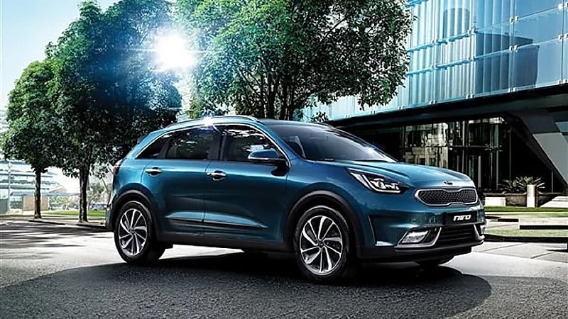 إزاحة الستار عن السيارة كيا نيرو 2021