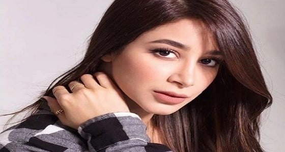 بالفيديو.. سقوط أسيل عمران خلال حضورها مهرجان دبي