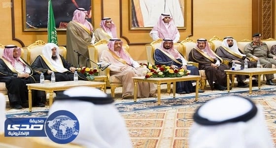 بالصور.. أمير الباحة يتلقى البيعة من مسؤولي وأهالي المنطقة نيابة عن ولي العهد
