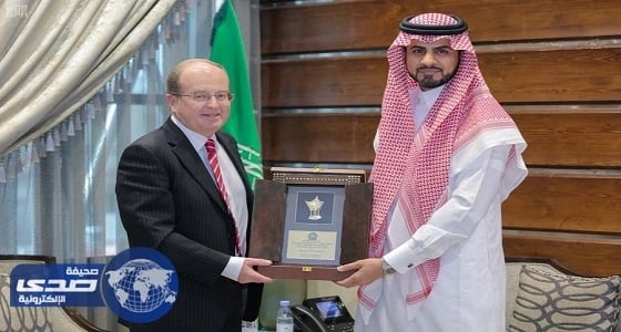 بالصور.. مدير عام الجمارك يستقبل السفير النيوزلندي بالمملكة